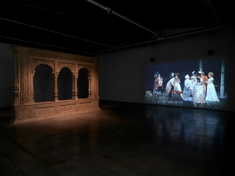  Luhring Augustine Bushwick Left: Pleasure pavilion, Late 18th or early 19th century, Sandstone and brick; Right: Ragnar Kjartansson, Bliss, 2020