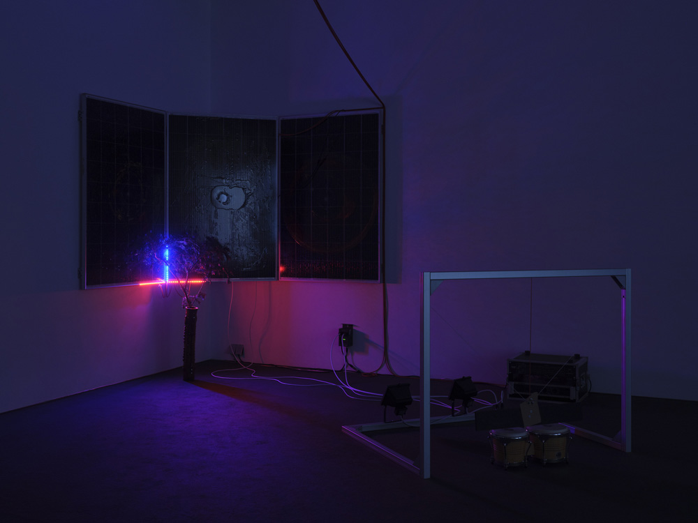 Haroon Mirza Lisson Gallery 
