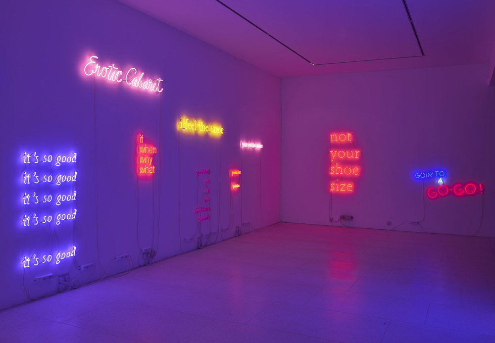 Douglas Gordon Gagosian Douglas Gordon: Neon Ark, installation view, 2022