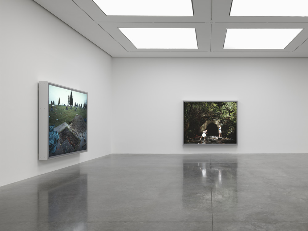 Jeff Wall White Cube 