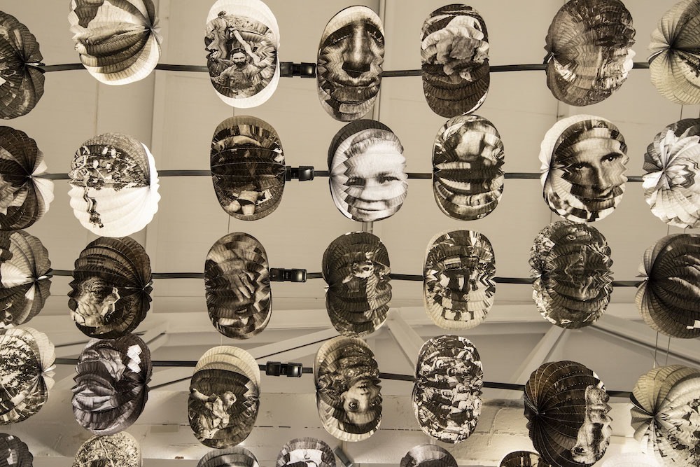 Carlos Aires  Sabrina Amrani 