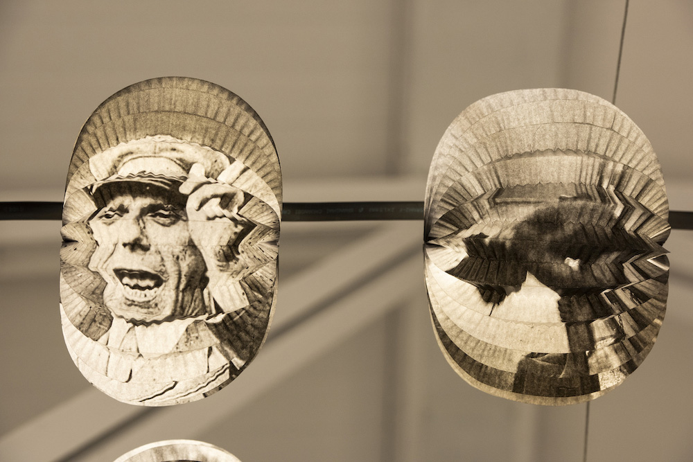 Carlos Aires  Sabrina Amrani 