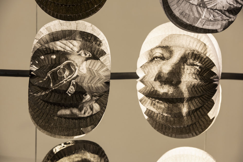 Carlos Aires  Sabrina Amrani 