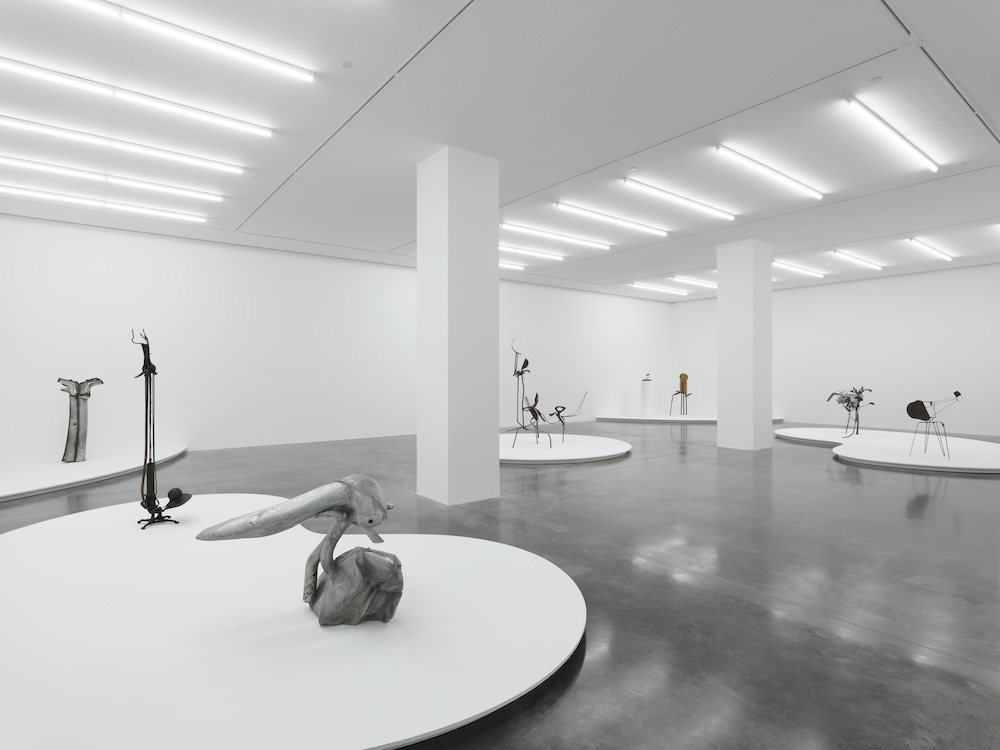 Richard Hunt White Cube 