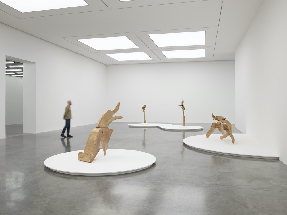Richard Hunt White Cube 