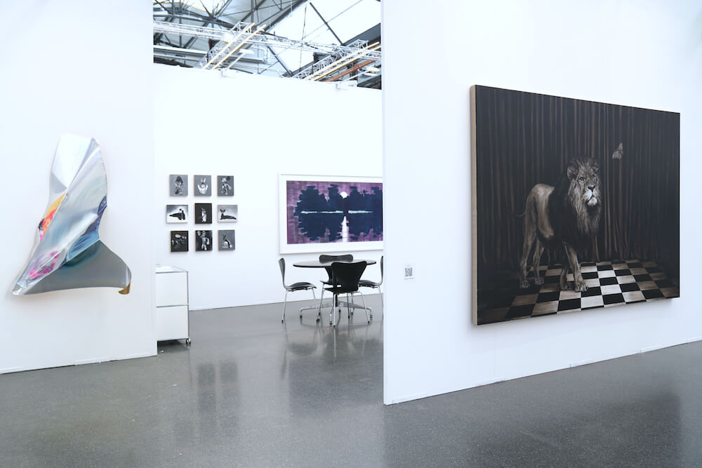  BERNHARD KNAUS FINE ART 