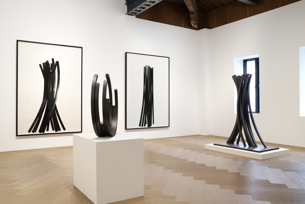 Bernar Venet Perrotin 