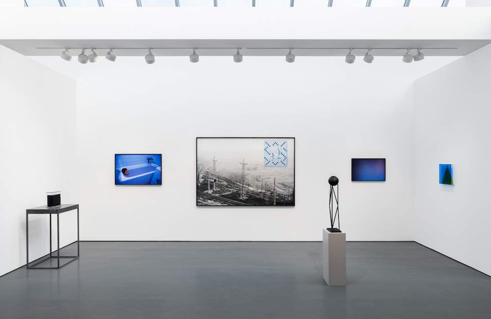 Roman Ondak Esther Schipper 