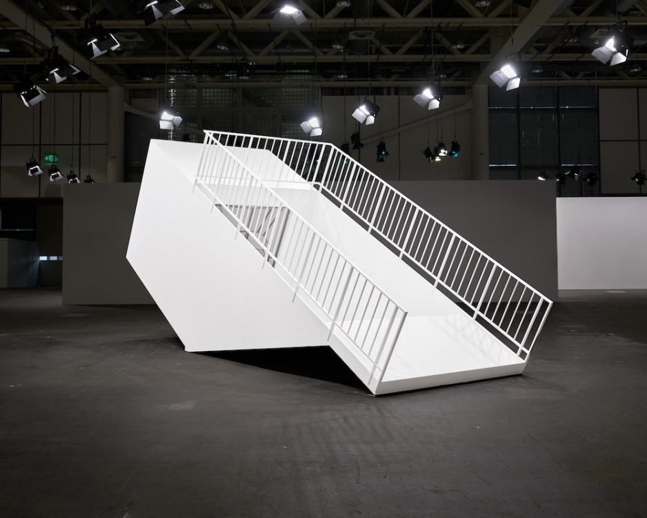 Martin Kippenberger Gagosian METRO-Net Transportabler U-Bahn Eingang [METRO-Net Transportable Subway Entrance]