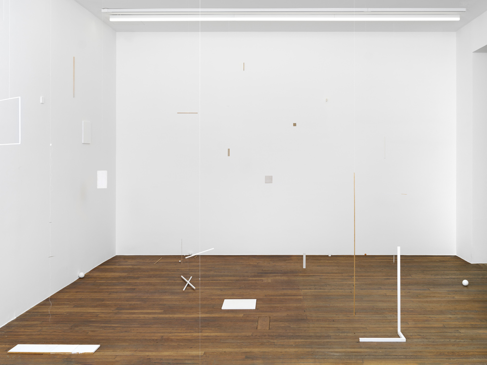 Fernanda Gomes Galerie Peter Kilchmann 