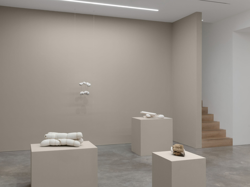 Maria Bartuszová Alison Jacques 