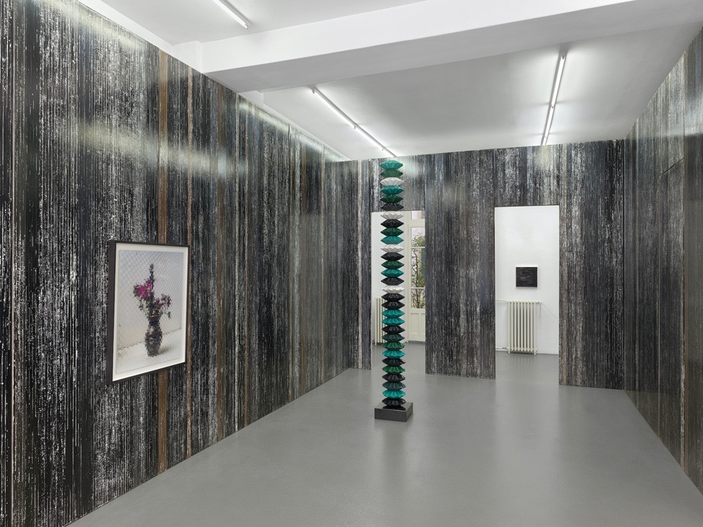 Gregor Hildebrandt Galerie Mezzanin 