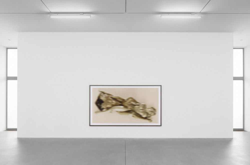 Thomas Ruff Lia Rumma Gallery 