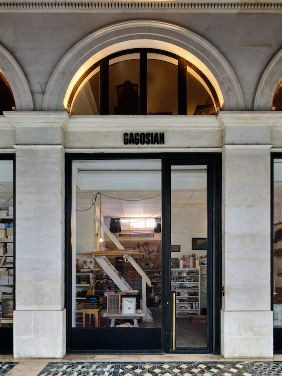 Joseph Cornell Gagosian © 2025 The Joseph and Robert Cornell Memorial Foundation/Licensed by VAGA at Artists Rights Society (ARS), New York