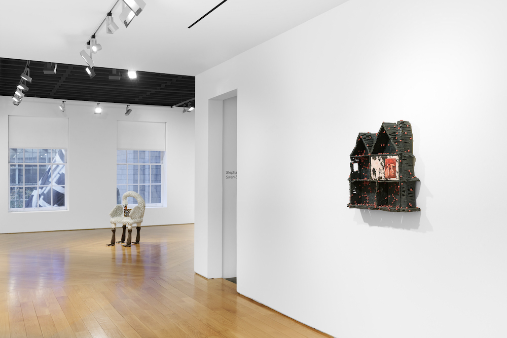 Stephanie Temma Hier Anton Kern Gallery 