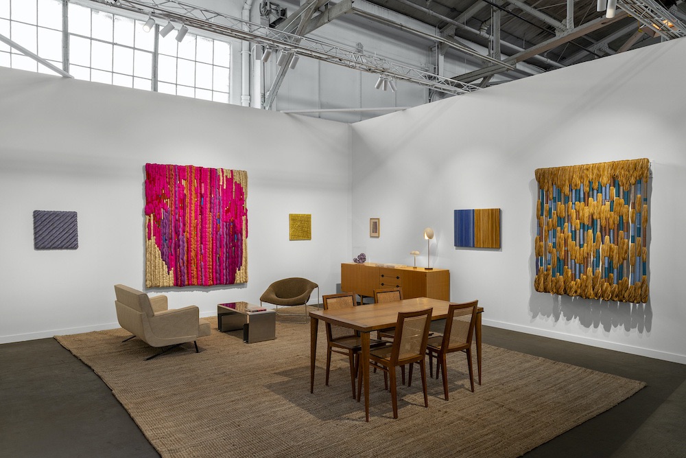 Sheila Hicks  galerie frank elbaz 