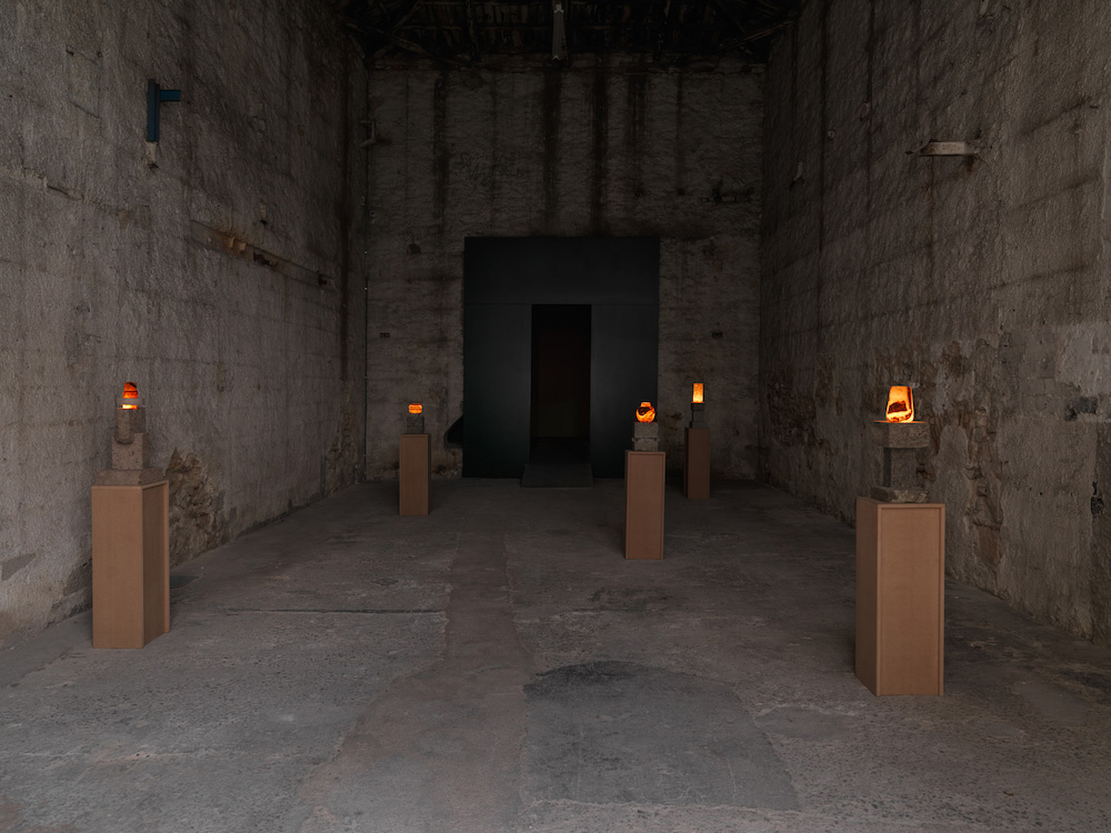 Thomas Hutton Sylvia Kouvali 