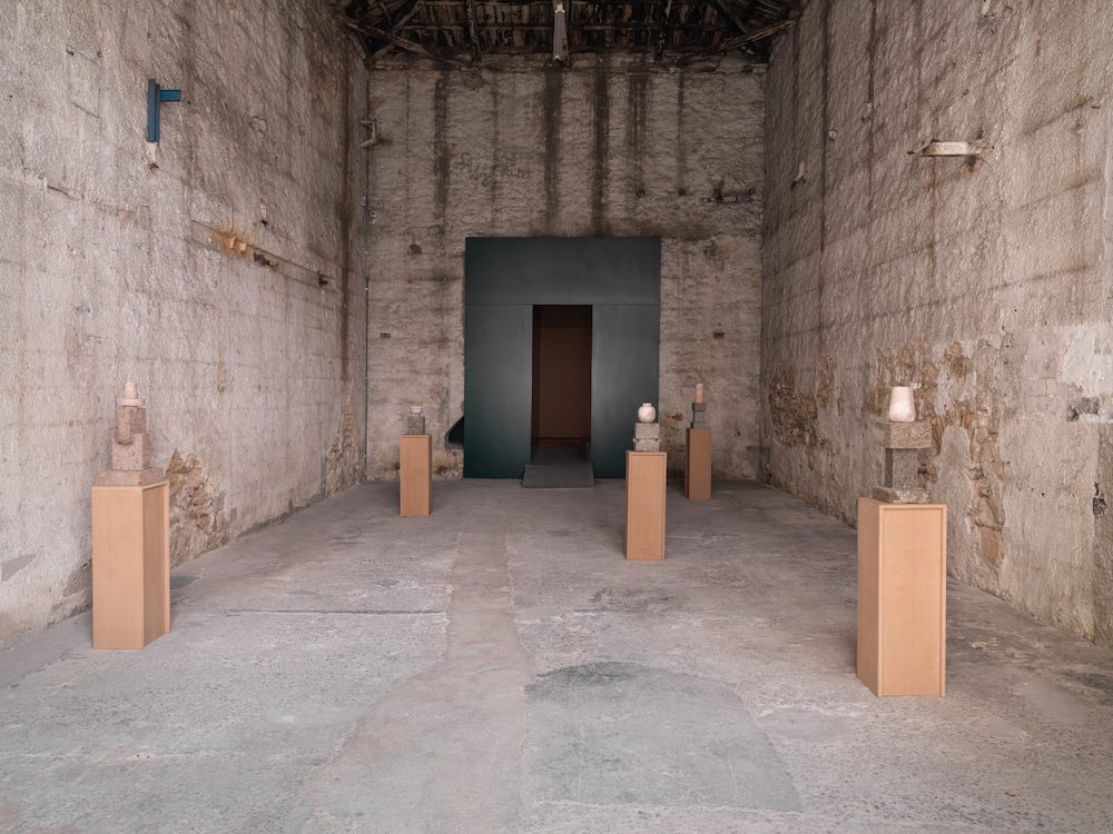 Thomas Hutton Sylvia Kouvali 