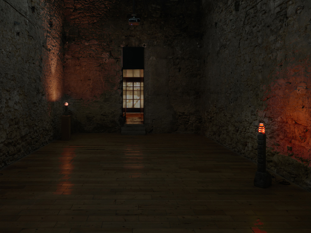 Thomas Hutton Sylvia Kouvali 