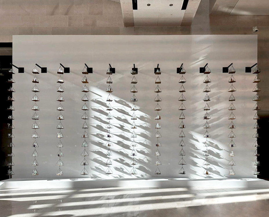 Jannis Kounellis  Cardi Gallery 