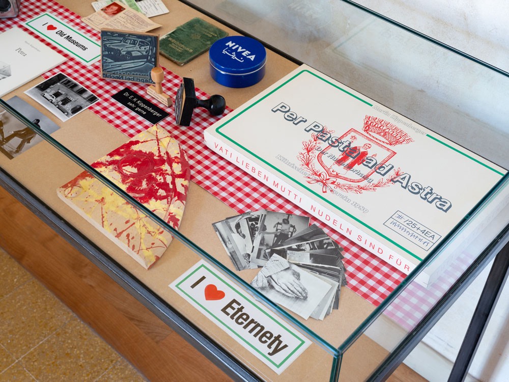 Martin Kippenberger Galerie Gisela Capitain 