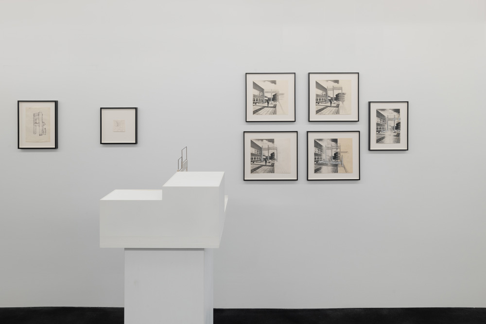 Isa Genzken Galerie Buchholz 