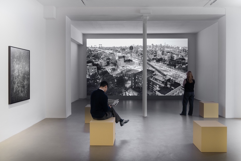 Melik Ohanian Galerie Chantal Crousel 