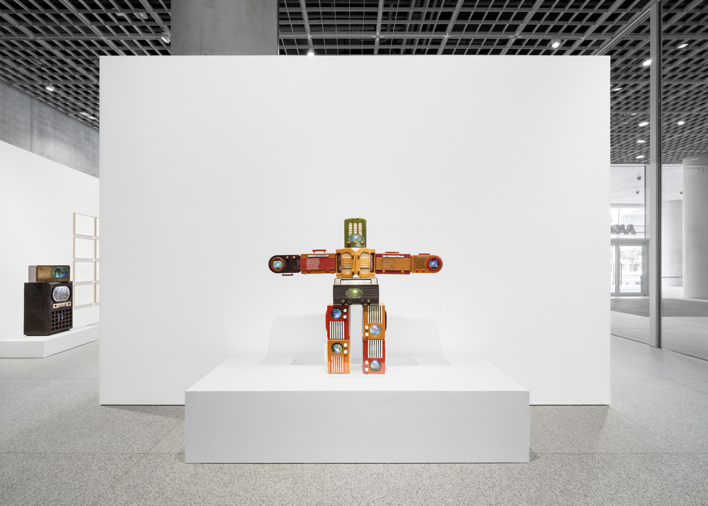 Nam June Paik Gagosian 