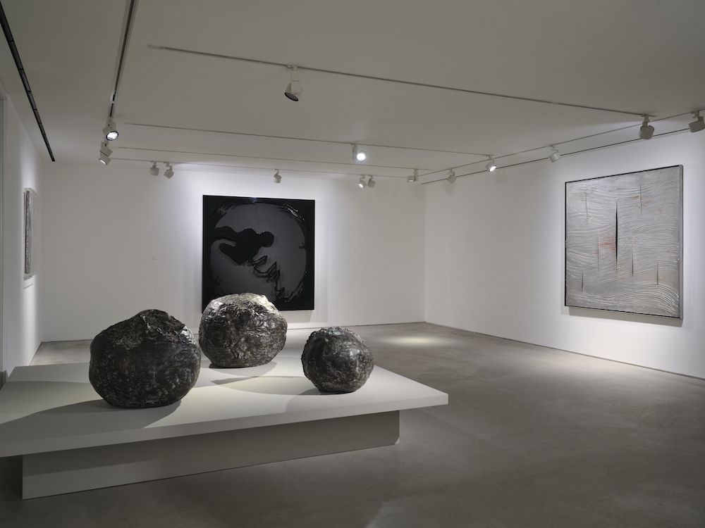 Lucio Fontana Hauser & Wirth 