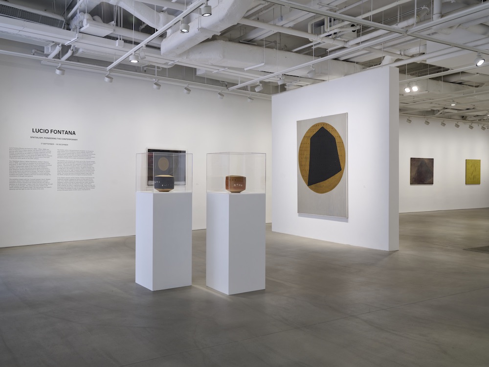 Lucio Fontana Hauser & Wirth 