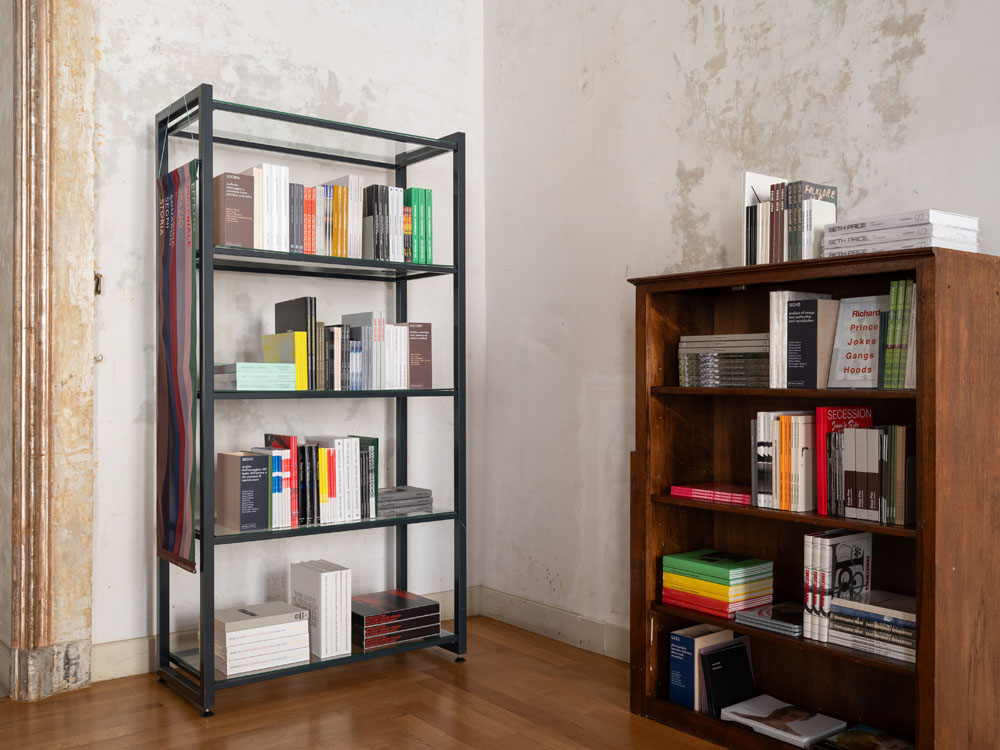 Galerie Gisela Capitain 