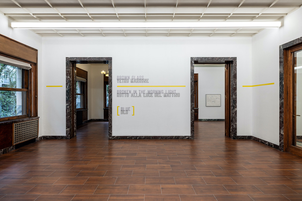 Lawrence Weiner MASSIMODECARLO 