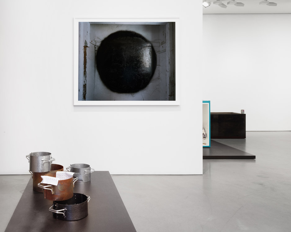  Andrea Rosen Gallery 