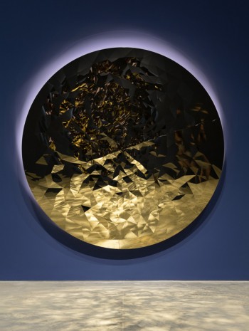 Jeppe Hein, Sun Mirror, 2019, 303 Gallery