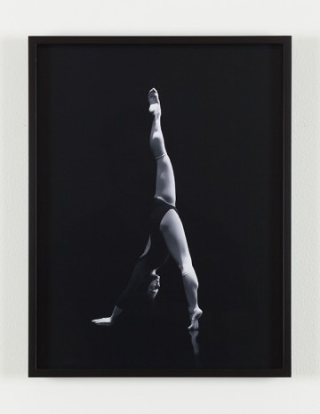Sara VanDerBeek, Baltimore Dancers One, 2012, The Approach
