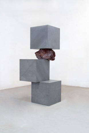 Jose Dávila, The weaker has conquered the stronger I, 2019, König Galerie