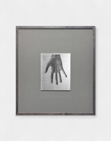 Simon Starling , Hand of the Artist’s Father, Hand of the Artist, Hand of the Artist’s Son, 2019, Galleria Franco Noero