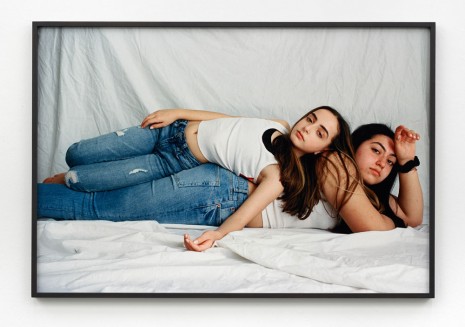 Talia Chetrit , Sisters (cousins), 2019 , Sies + Höke Galerie