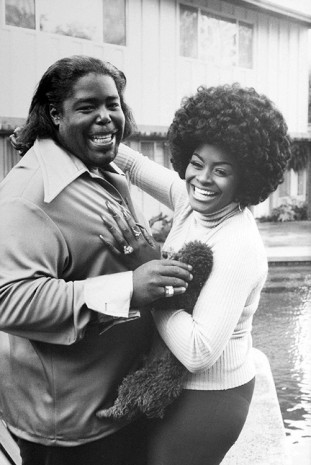 Julian Wasser, Barry White and his wife at home in Los Angeles, 1974, Wentrup