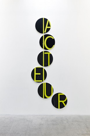Bernard Piffaretti, Tableau en négatif en 6 éléments / métapeinture, 2020 , galerie frank elbaz