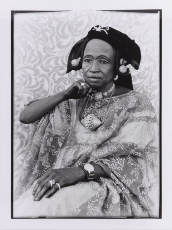 Seydou Keïta , Sans titre/Untitled (00859-MA.KE.129), 1956-1957 , Galerie Nathalie Obadia