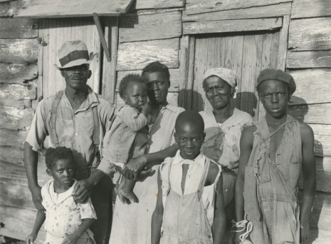 Carl Mydans, Lewis Hunter, Negro client, with his family, Lady's Island, Beaufort, South Carolina, June 1936 , Howard Greenberg Gallery