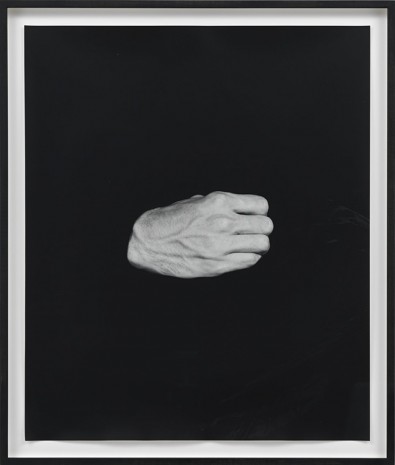 Talia Chetrit, Hand on Body (Himself), 2012, Sies + Höke Galerie