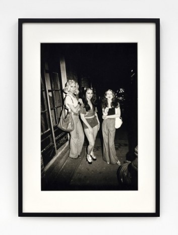 Nan Goldin, Best friends going out, Boston, 1973, Marian Goodman Gallery