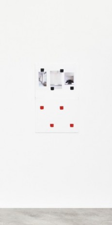 Niele Toroni, Empreintes de pinceau N°50 à intervalles réguliers de 30 cm, 2020, Marian Goodman Gallery