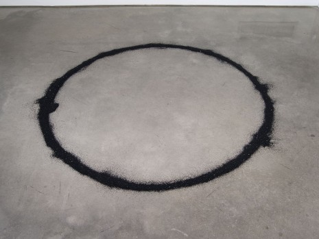 Kim Gordon, Black Glitter Circle, 2008, 303 Gallery