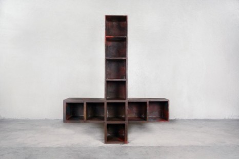 Gaetano Pesce, Etagère en forme de croix (Shelf in the shape of a cross), 1987 , Friedman Benda