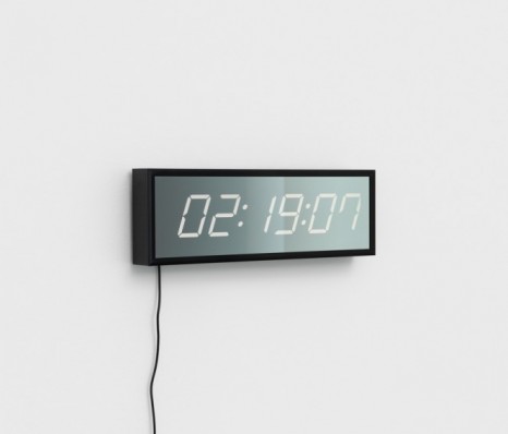 David Horvitz, A clock that follows the shadows of cats, 2020, Praz-Delavallade