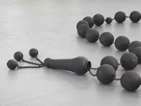 Mona Hatoum, Worry Beads (detail), 2009, Galerie Max Hetzler