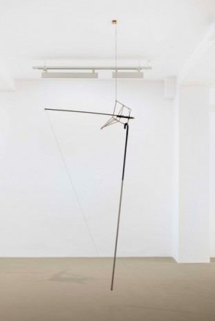 Abraham Cruzvillegas, Untitled portable sculpture (La Señora de Las Nueces) 10, 2020-2021, Galerie Chantal Crousel